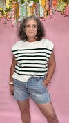 6-6169 Heidi High Rise shorts