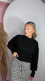 11-19200 Black Hannah Skirt