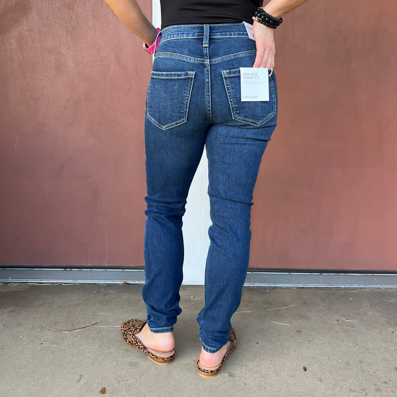 11665-11 HR Skinny Sneak Peek Jeans