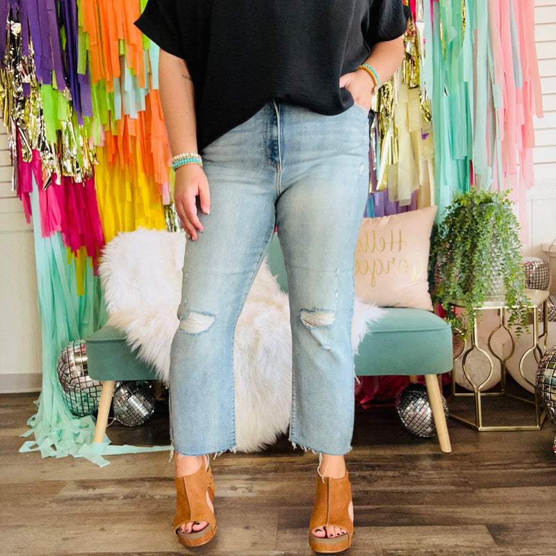 0102 Ally Ultra HR Overkill Eunina Jeans